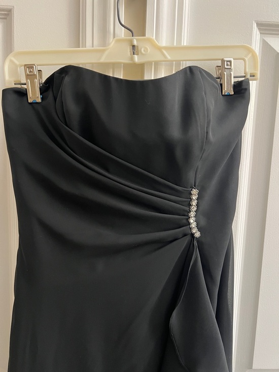 Forever Yours International elegant full length dress - Picture 2 of 4